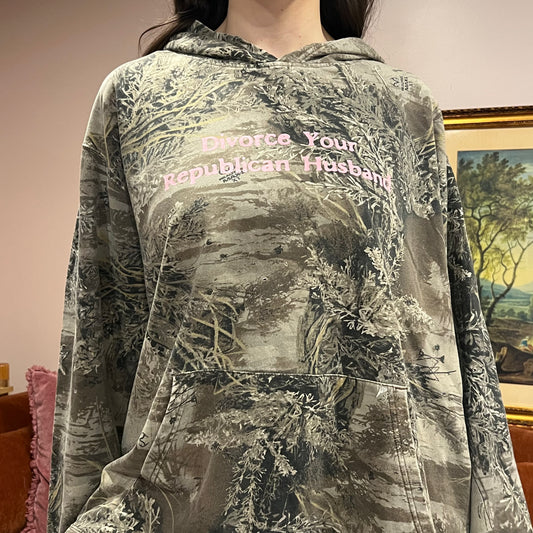 DIVORCE YOUR REPUBLICAN HUSBAND camo hoodie with pink text (2XL)