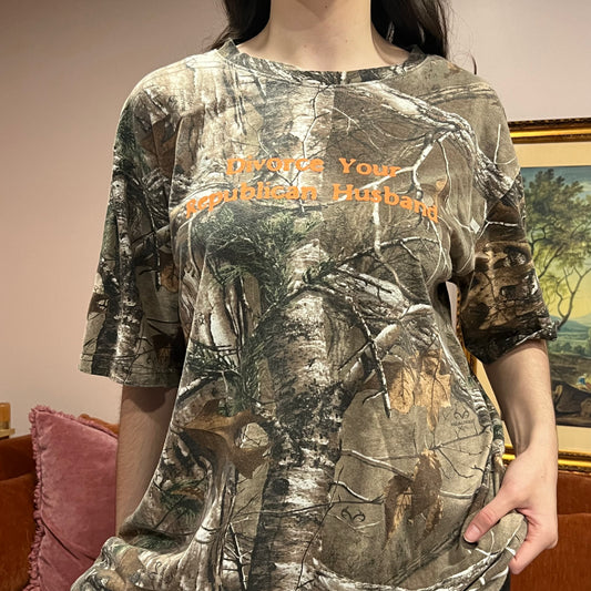 DIVORCE YOUR REPUBLICAN HUSBAND camo t-shirt with orange text (2XL)
