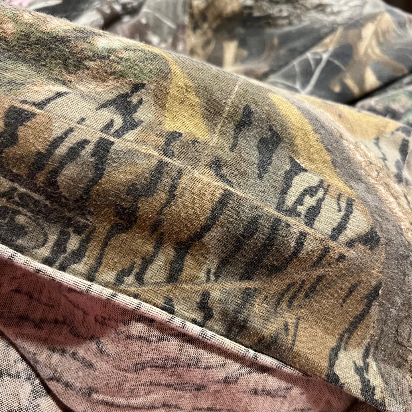 DUMP YOUR REPUBLICAN BOYFRIEND camo long sleeve t-shirt with pink text (XL)
