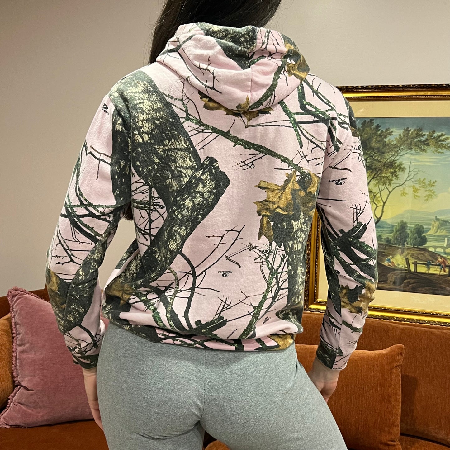 DUMP YOUR REPUBLICAN BOYFRIEND pink camo crewneck with white text (M)