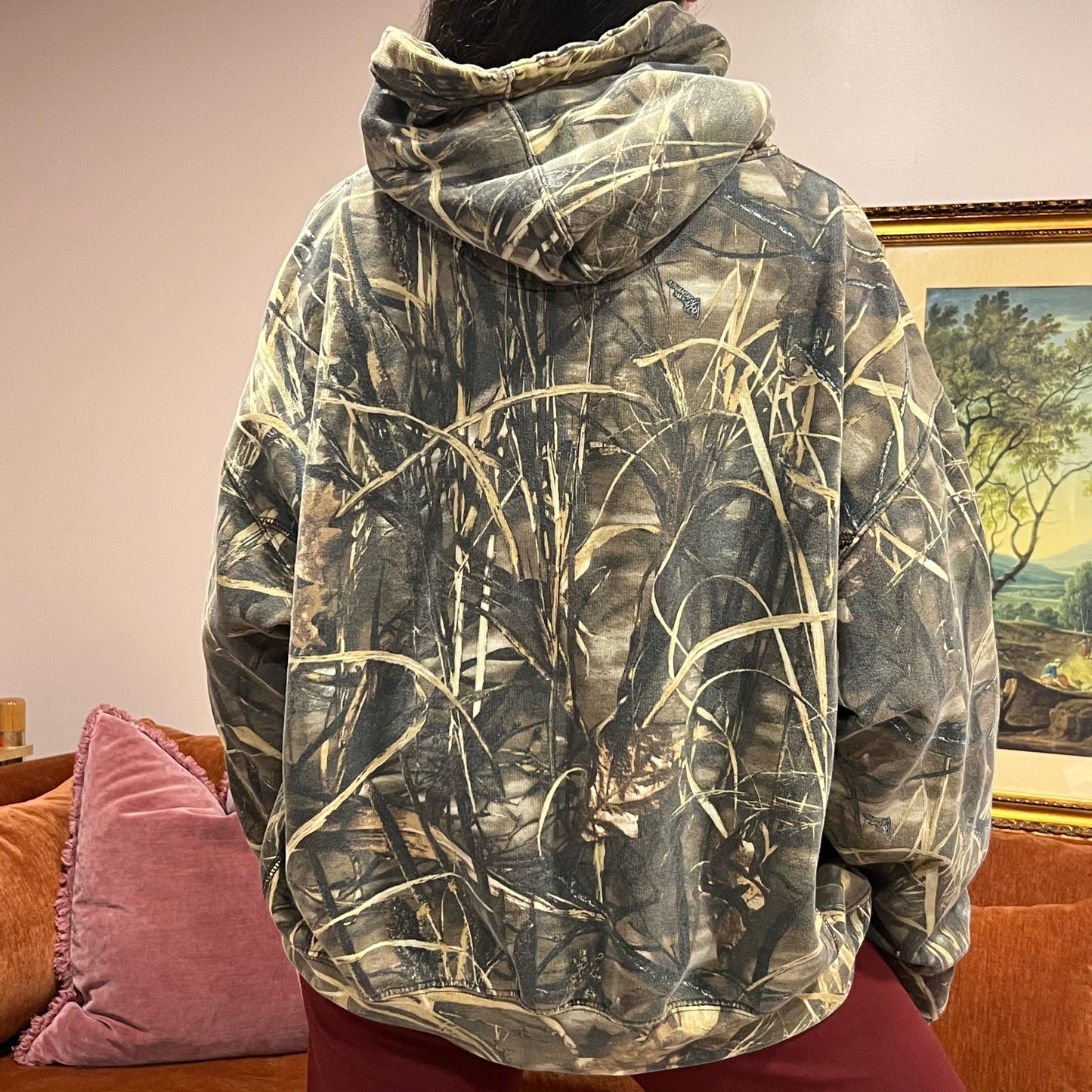 DUMP YOUR REPUBLICAN BOYFRIEND camo hoodie with pink text (XL/2XL)