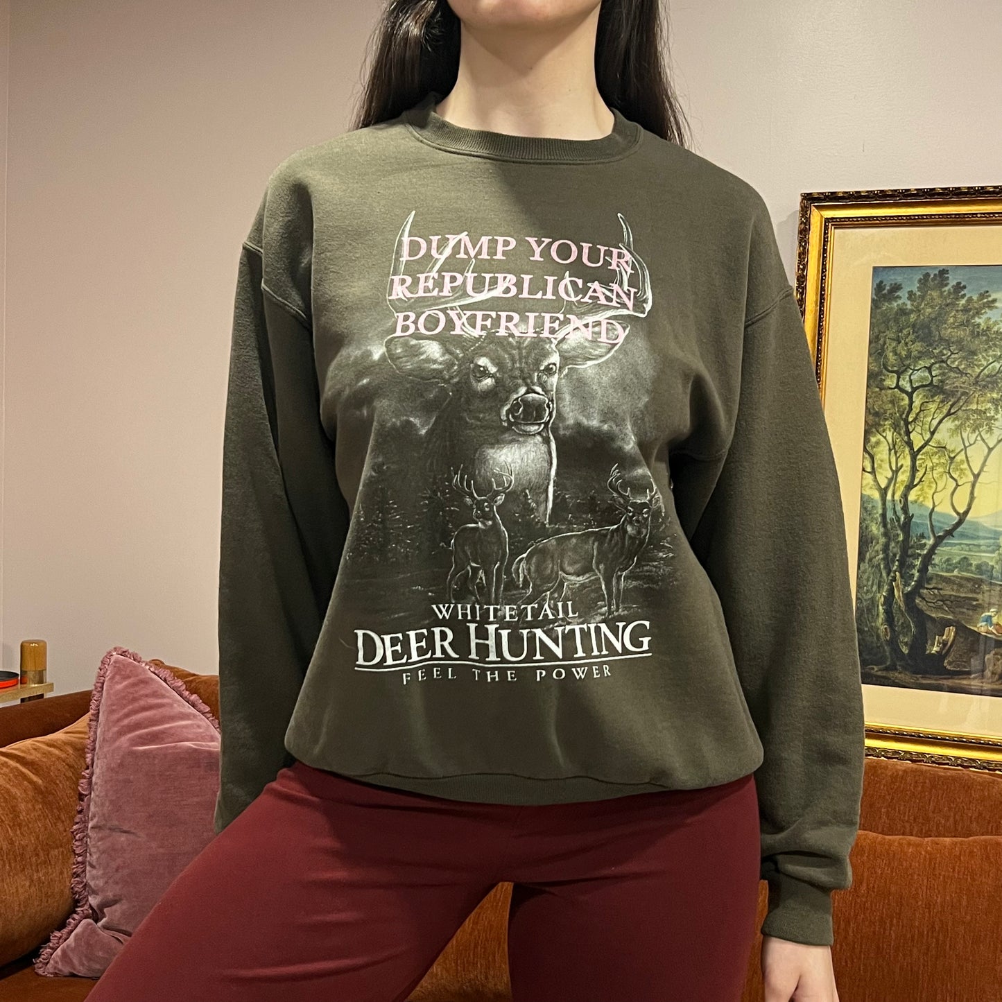 DUMP YOUR REPUBLICAN BOYFRIEND animal crewneck with pink text (L)