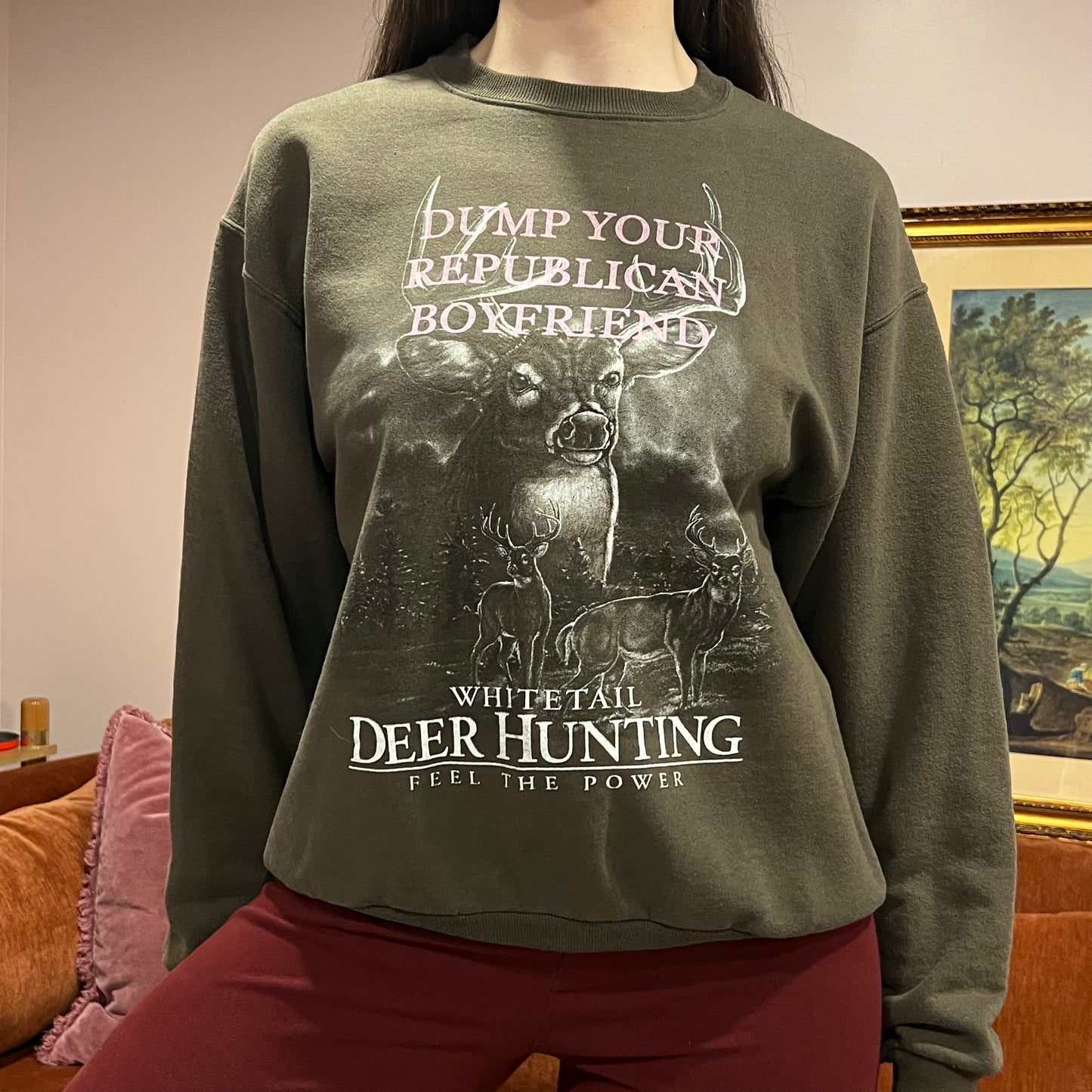 DUMP YOUR REPUBLICAN BOYFRIEND animal crewneck with pink text (L)