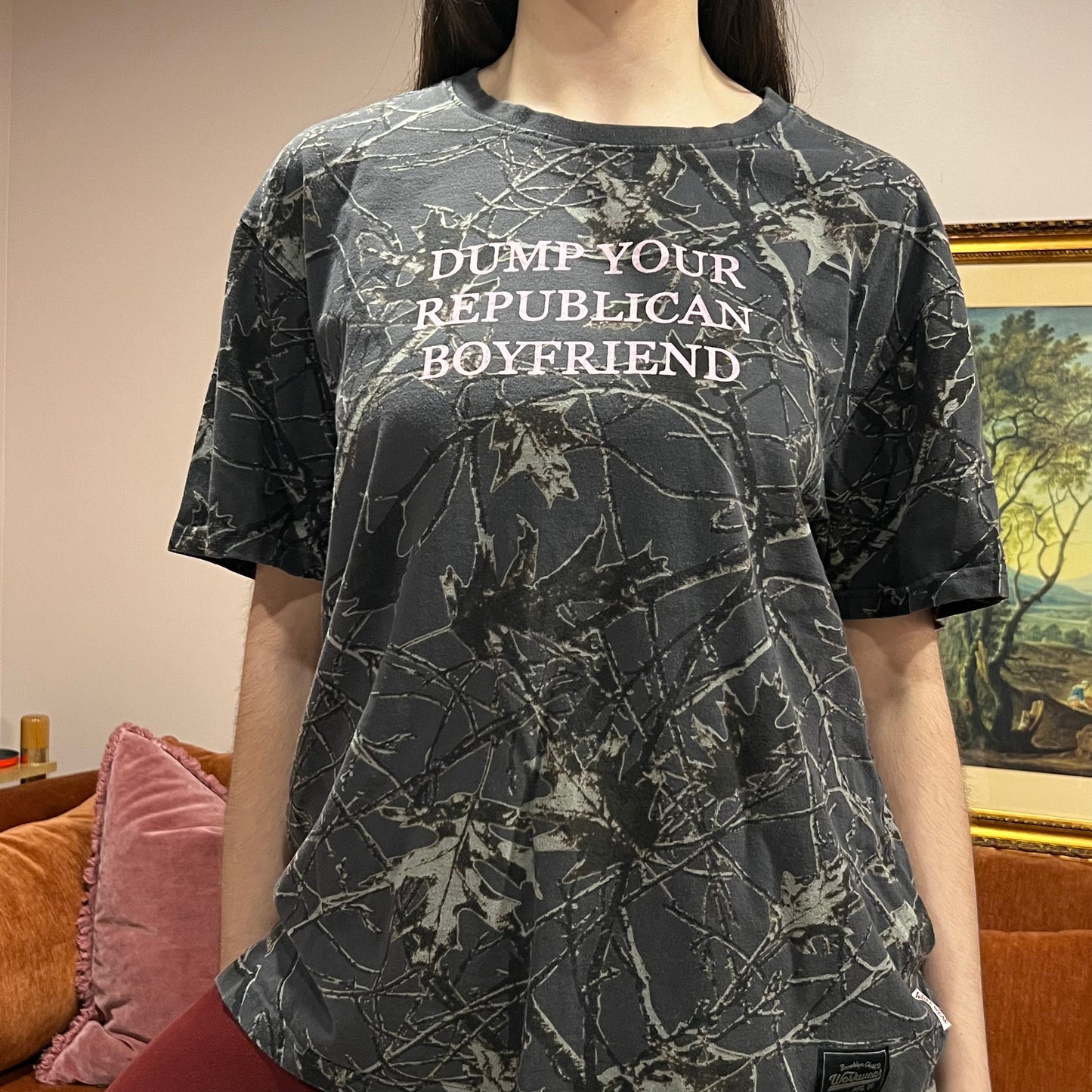 DUMP YOUR REPUBLICAN BOYFRIEND camo t-shirt with pink text (L)