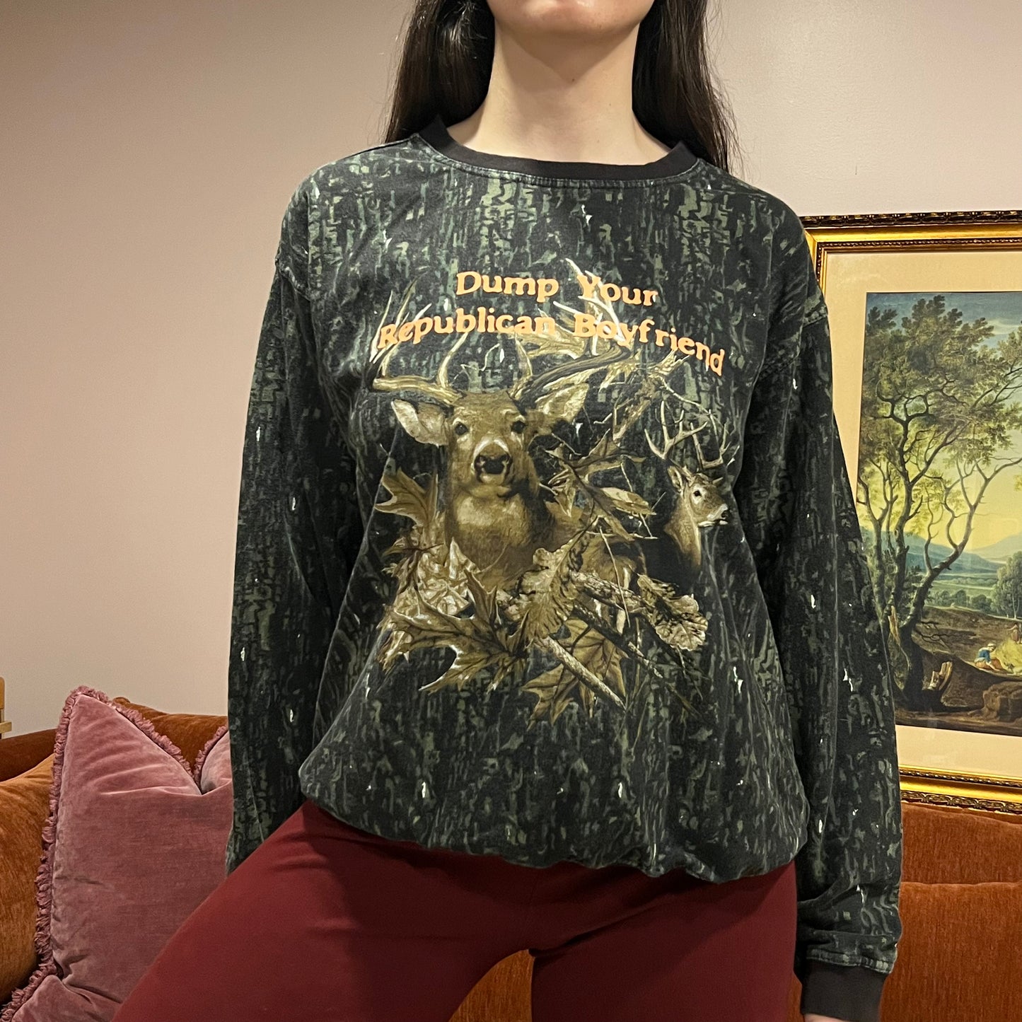 DUMP YOUR REPUBLICAN BOYFRIEND animal crewneck with orange text (L)